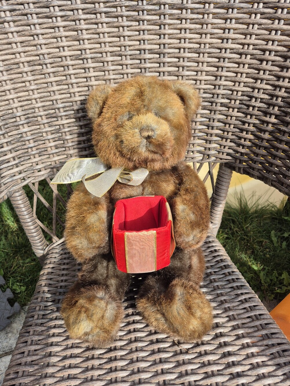 Gund Brown Bear With Red Velvet Gift Box No Lid Faux Mink Plush